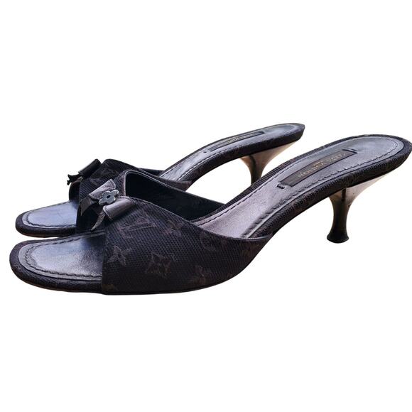 💫SOLD💫Y2k Louis Vuitton Monogram Bow Kitten Heel Mule - Size 35 EU - Picture 6 of 8